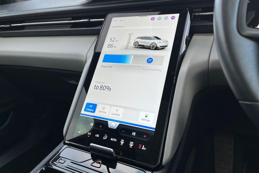 Ford Explorer Photo autoimg-a04b88b26bf49c814cd133f686e13203459ca6fc.jpg