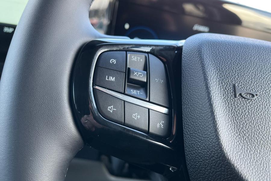 Ford TRANSIT CUSTOM Photo autoimg-a05092b96ba51a69332bdae5d4e2cf5e637bfec8.jpg