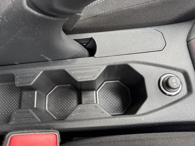 VOLKSWAGEN Polo Photo 55