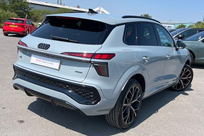 AUDI Q3 Photo 26