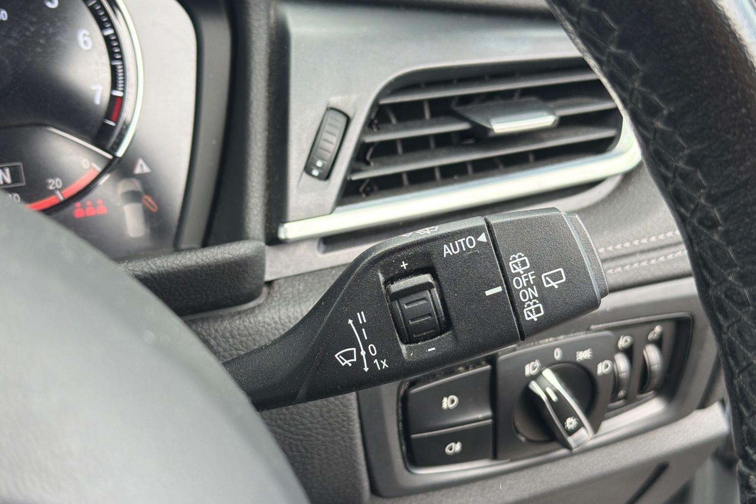 BMW 2 SERIES Photo 14