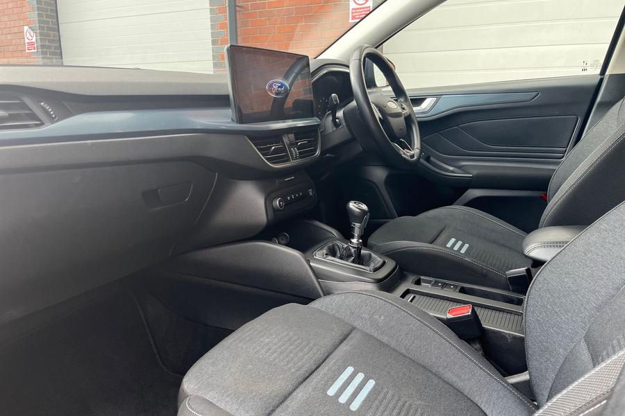 Ford FOCUS Photo autoimg-a05c0219b3442c1e6778cb1ae401cdcee59c55b5.jpg