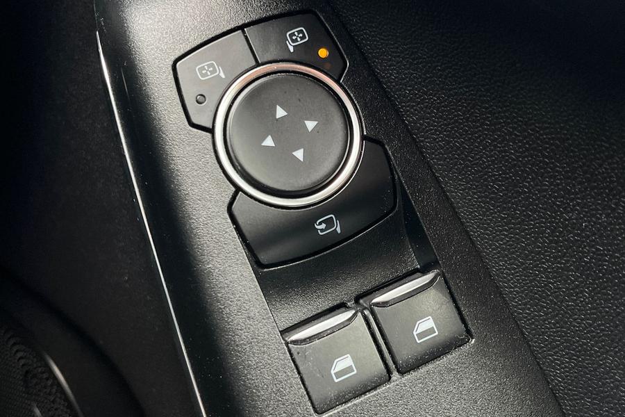 Ford Fiesta Photo autoimg-a05e723a9d4bac3da85dcb0f1c621630dfe18c77.jpg