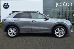 VOLKSWAGEN T-Roc Photo 4