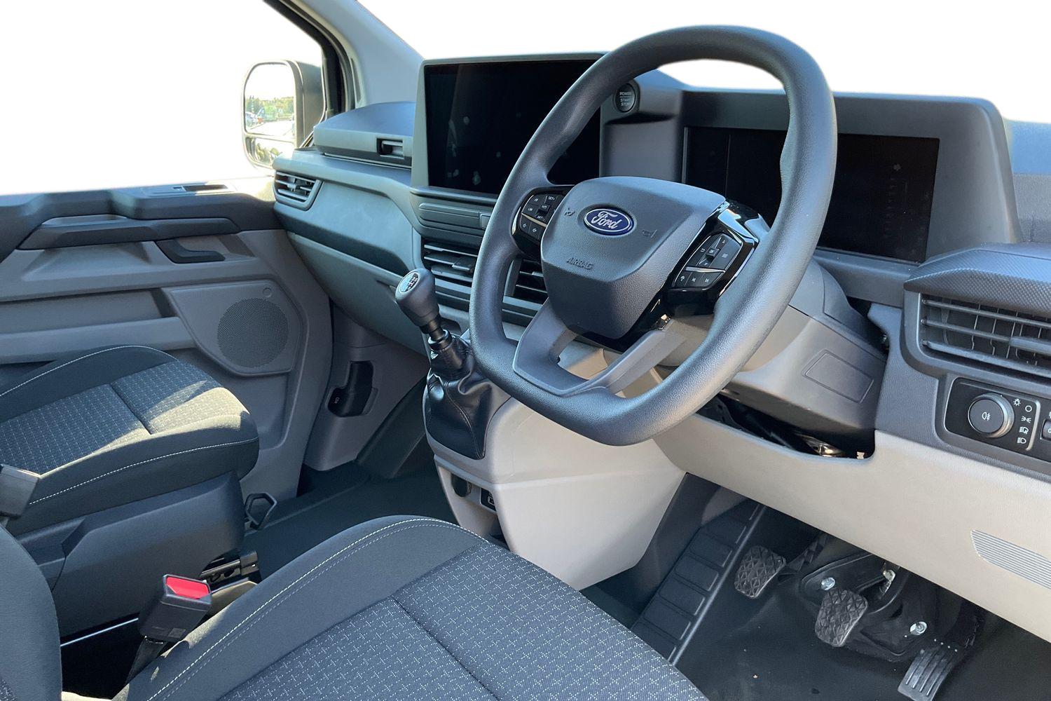 Ford Transit Custom Photo 13