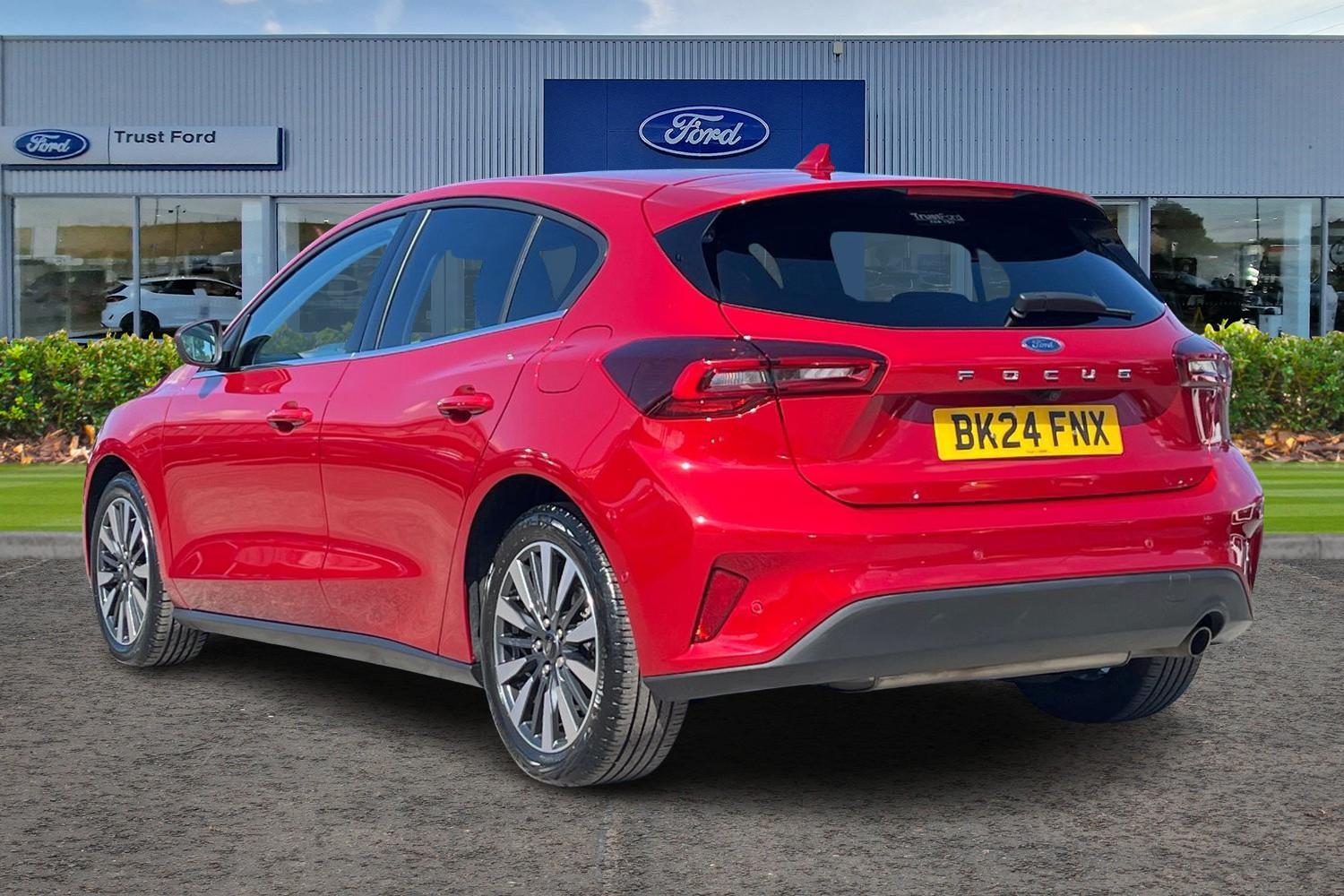 Ford Focus Photo 1