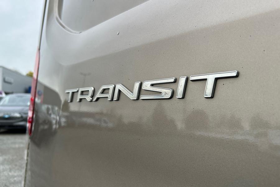 Ford Transit Photo autoimg-a06769d80862fec8efdf7d9297214b87855d4602.jpg