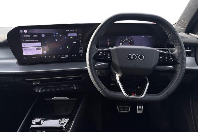 AUDI Q3 Photo 11