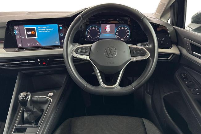 VOLKSWAGEN Golf Photo 11