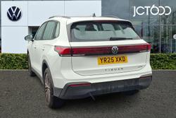 VOLKSWAGEN Tiguan Photo 3
