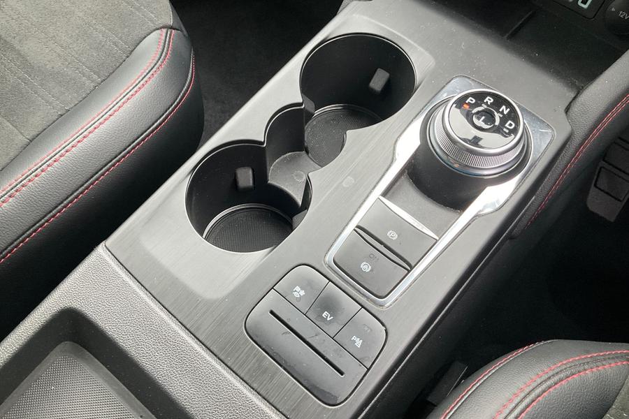 Ford KUGA Photo autoimg-a0744a00b2f1a4c137f29993382f30d25283a912.jpg