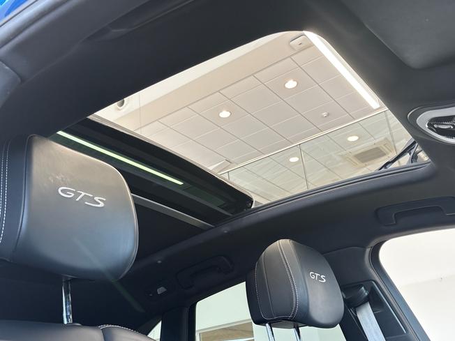 PORSCHE Macan Photo 28
