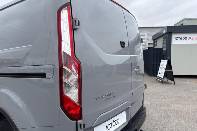 FORD Transit Custom Photo 28