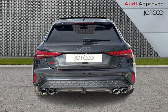 Audi S3 Photo 7