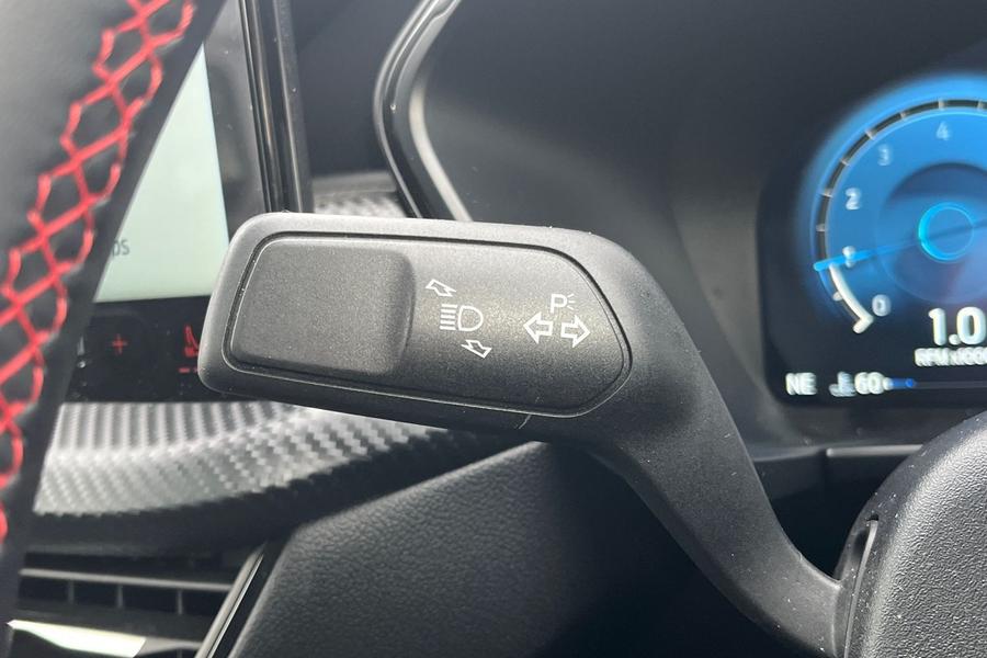 Ford KUGA Photo autoimg-a079de2f64c87bee6591346f59050d33262ac848.jpg