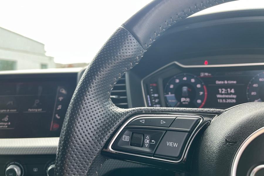 Audi A1 Photo autoimg-a07d71224e7580bcb784c1c9c02a84e2d377ae2a.jpg