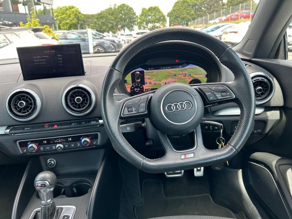 Audi A3 Cabriolet Photo autoimg-a081f4d7863e59908c2190448fa20de5ecc8b1c1.jpg