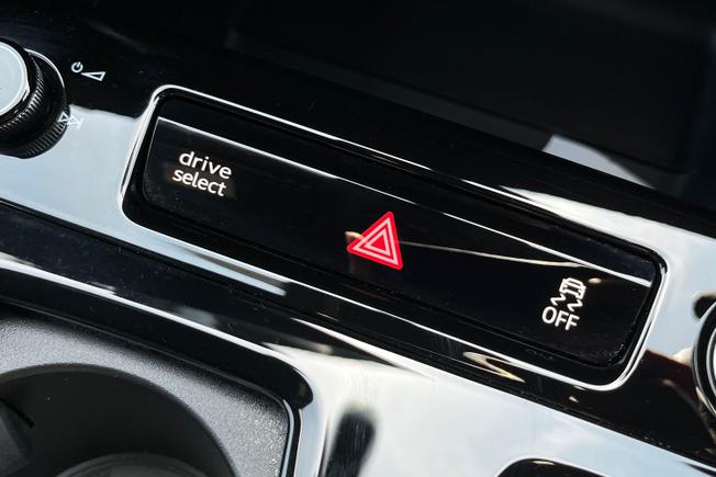 AUDI Q6 E-Tron Photo 29