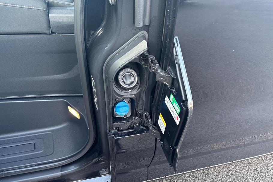 Used Ford TRANSIT CUSTOM WO25UJA 33