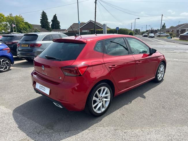 SEAT Ibiza Photo 24