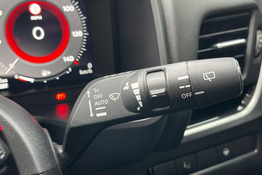 Nissan Qashqai Photo autoimg-a08ffb8b9fc8df35e262b8fb0e40a3d87e75abfc.jpg