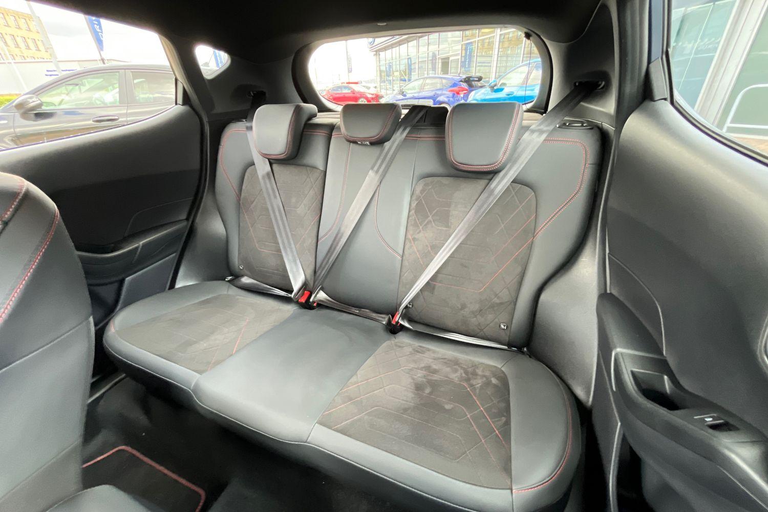 Ford Fiesta Photo 19