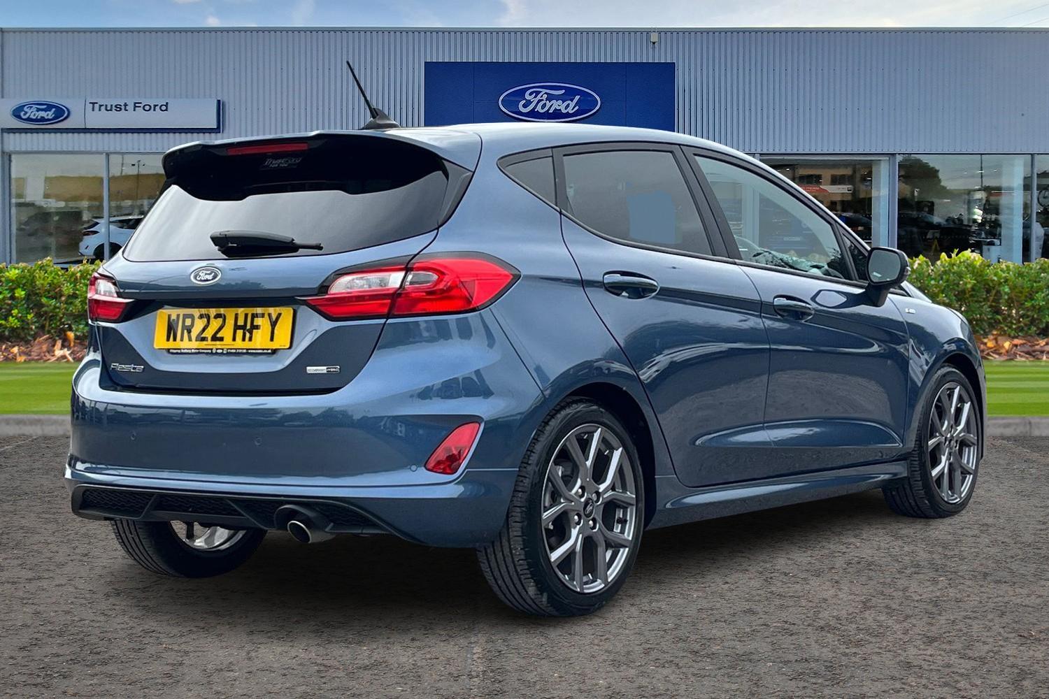 Ford Fiesta Photo 3
