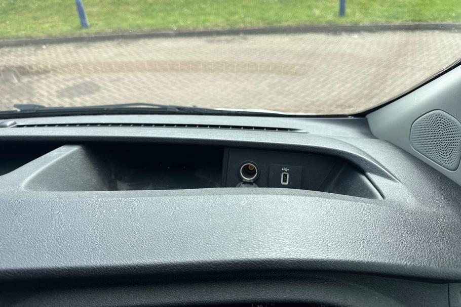 Used FORD TRANSIT CUSTOM BK22URF 35