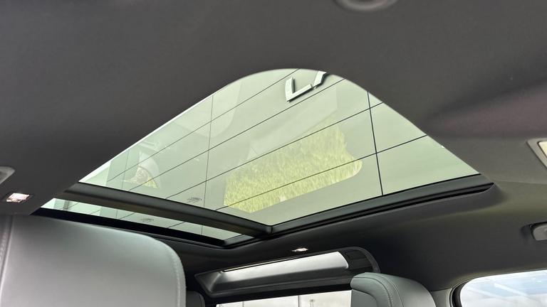 Used Land Rover Defender SD23CCY 21