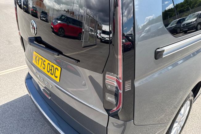 VOLKSWAGEN Caddy Maxi Photo 18