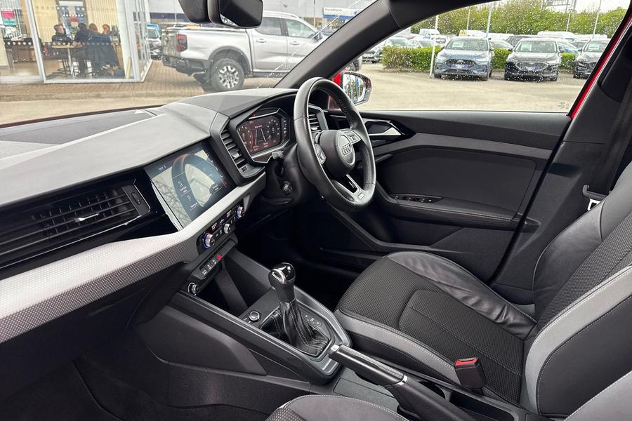 Audi A1 Photo autoimg-a09926e96575237a2eca85b6263ed7a0951f3fa4.jpg
