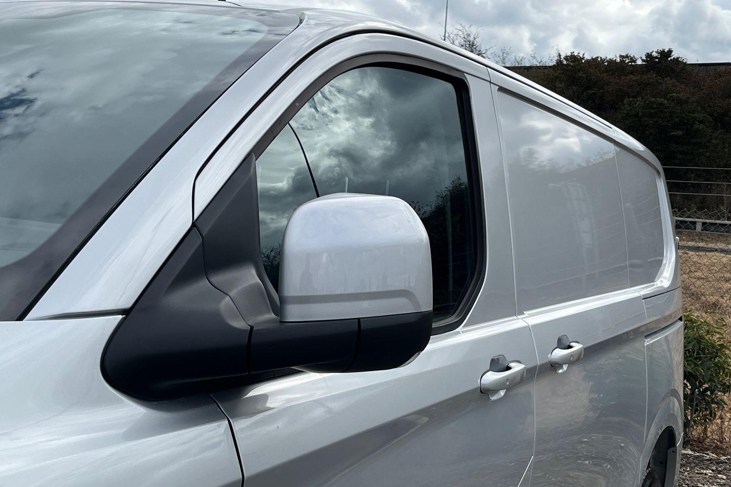 Ford Transit Custom Photo 26