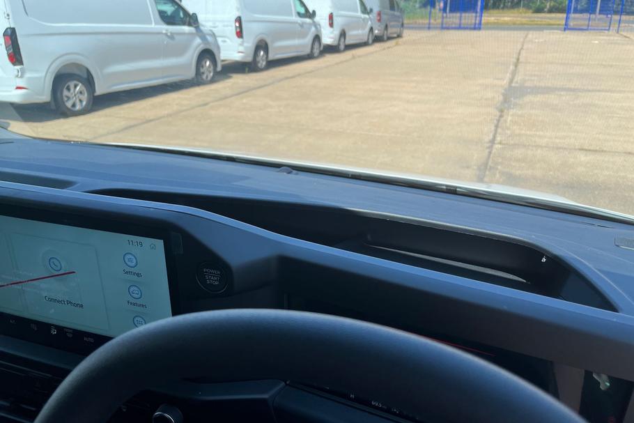 Used Ford TRANSIT CUSTOM LB75UBM 34