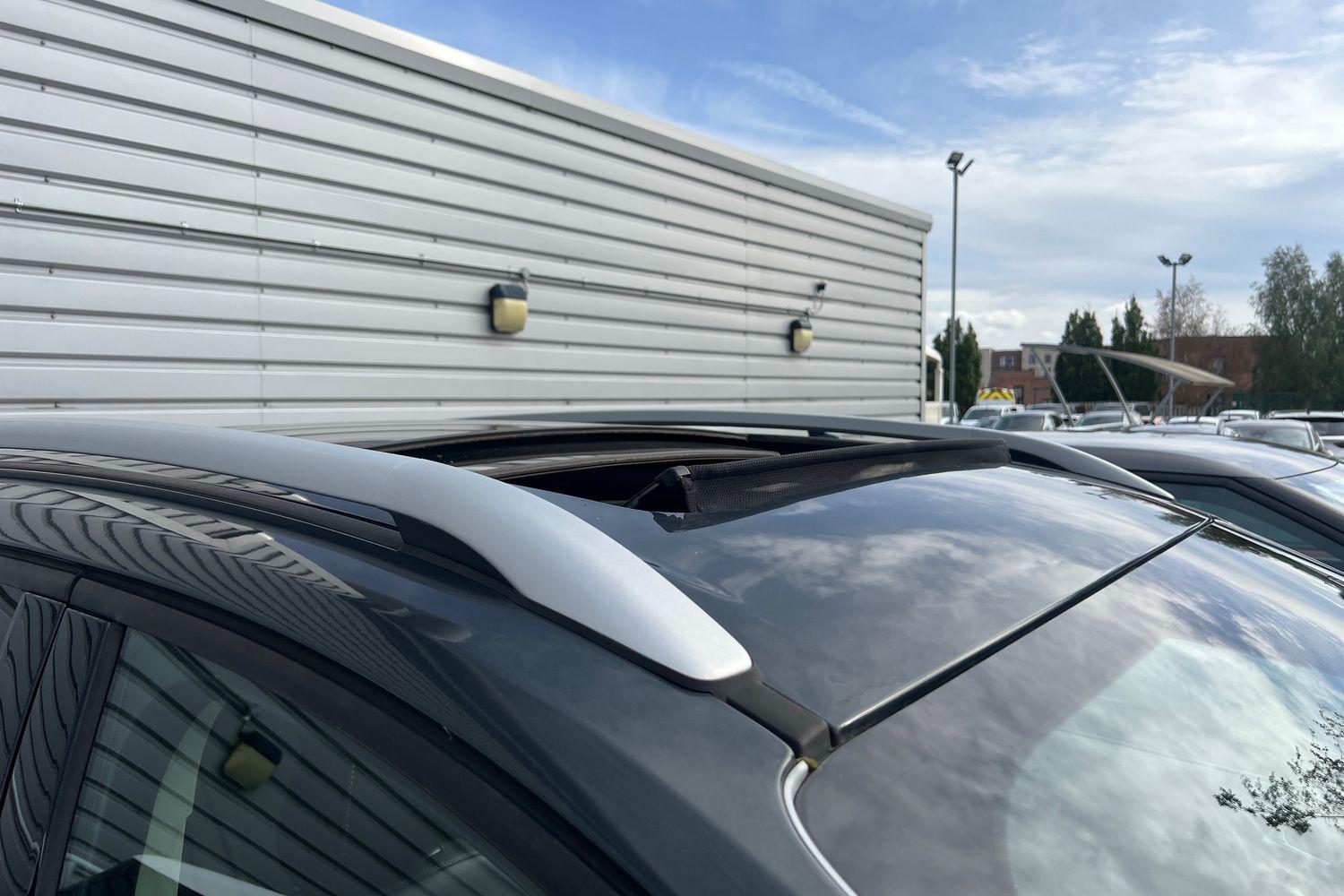 Ford KUGA Photo 27