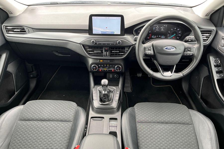 Ford FOCUS Photo autoimg-a0a88f6d048eef30b24d83d947ff03c4a967398b.jpg