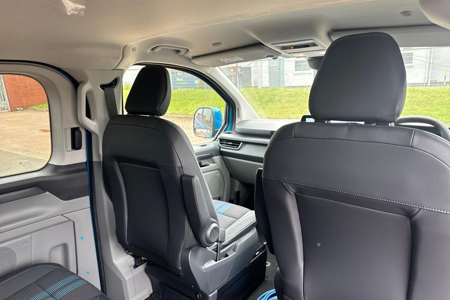 Used FORD TRANSIT CUSTOM WR75DWL 24