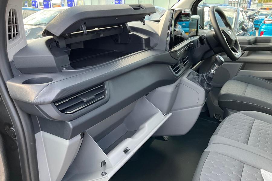 Ford Transit Custom Photo autoimg-a0b1c0d39b40fe6647fe4165d3467df126a389d4.jpg