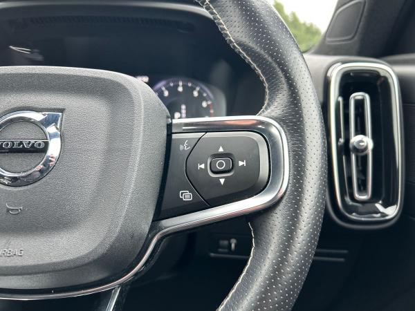 Volvo XC40 Photo autoimg-a0b2f22d583b08bf2a8a7e6f60fab3b35e74247c.jpg