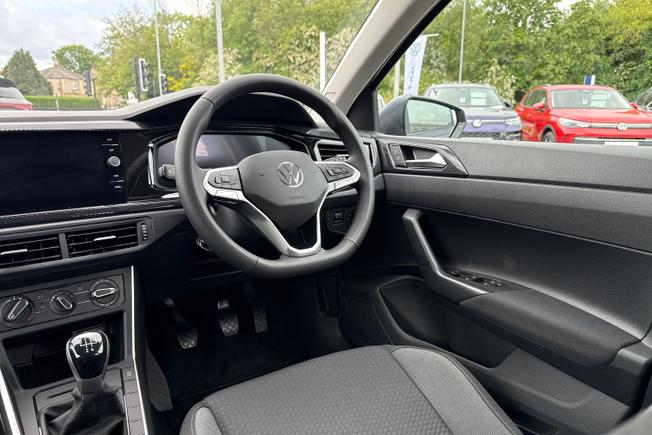 VOLKSWAGEN Polo Photo 33