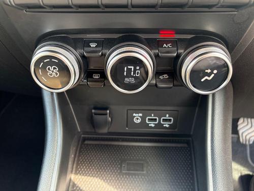 Renault CAPTUR Photo autoimg-a0b63988c310a16d421a14bb2a9856fea3898c68.jpg