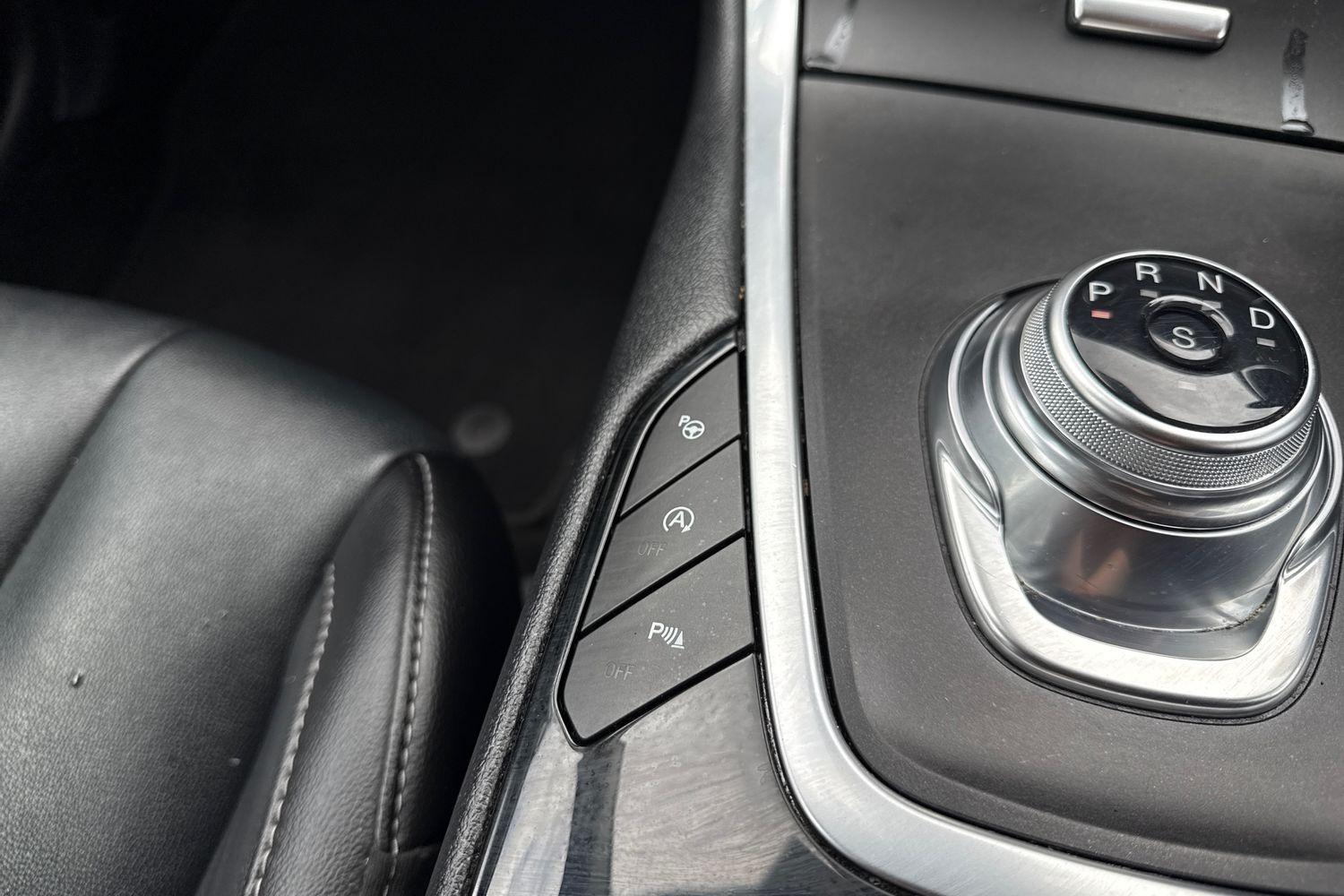 Ford S-MAX Photo 35