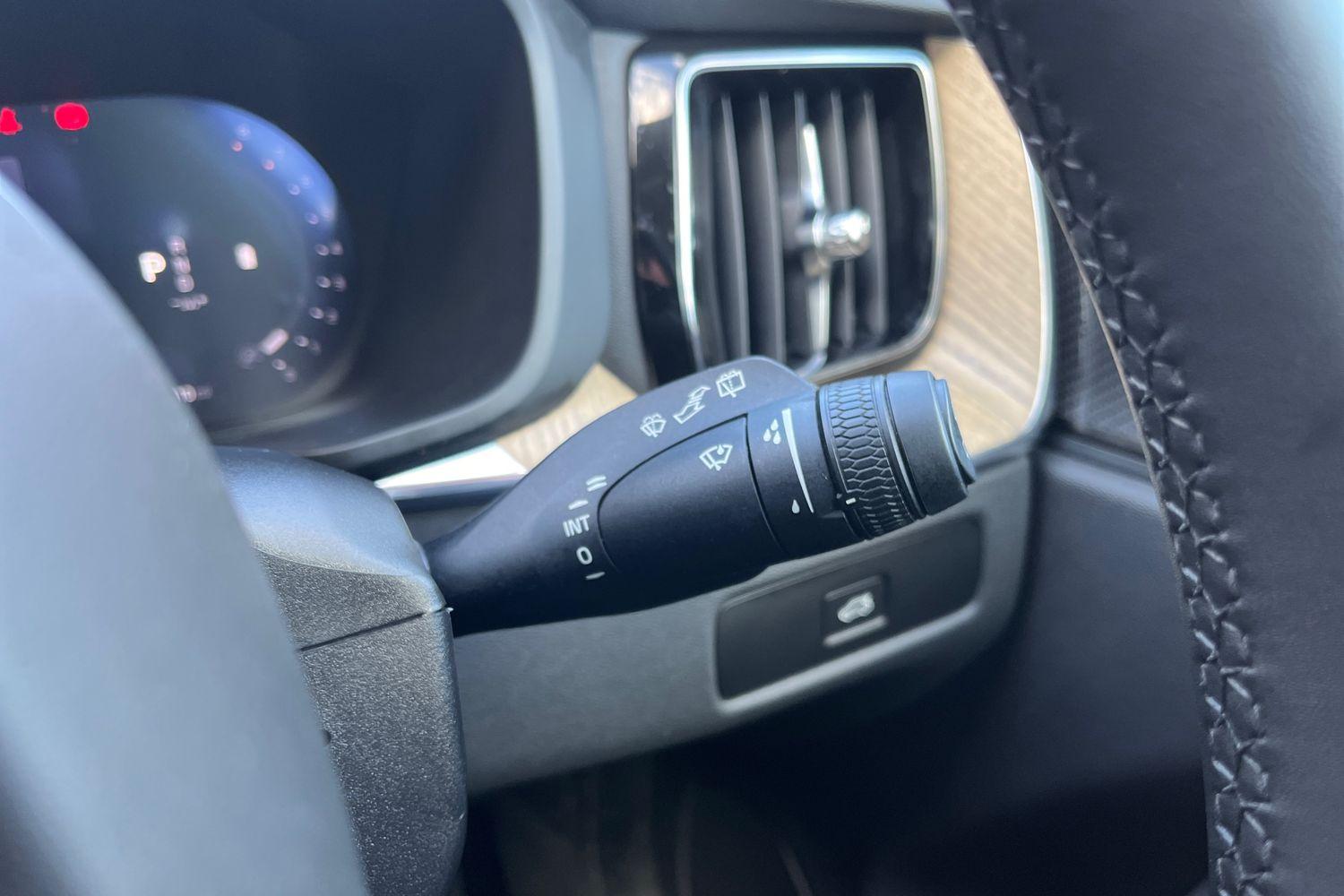 Volvo XC60 Photo 14