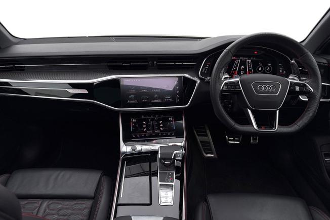 AUDI RS6 Photo 10