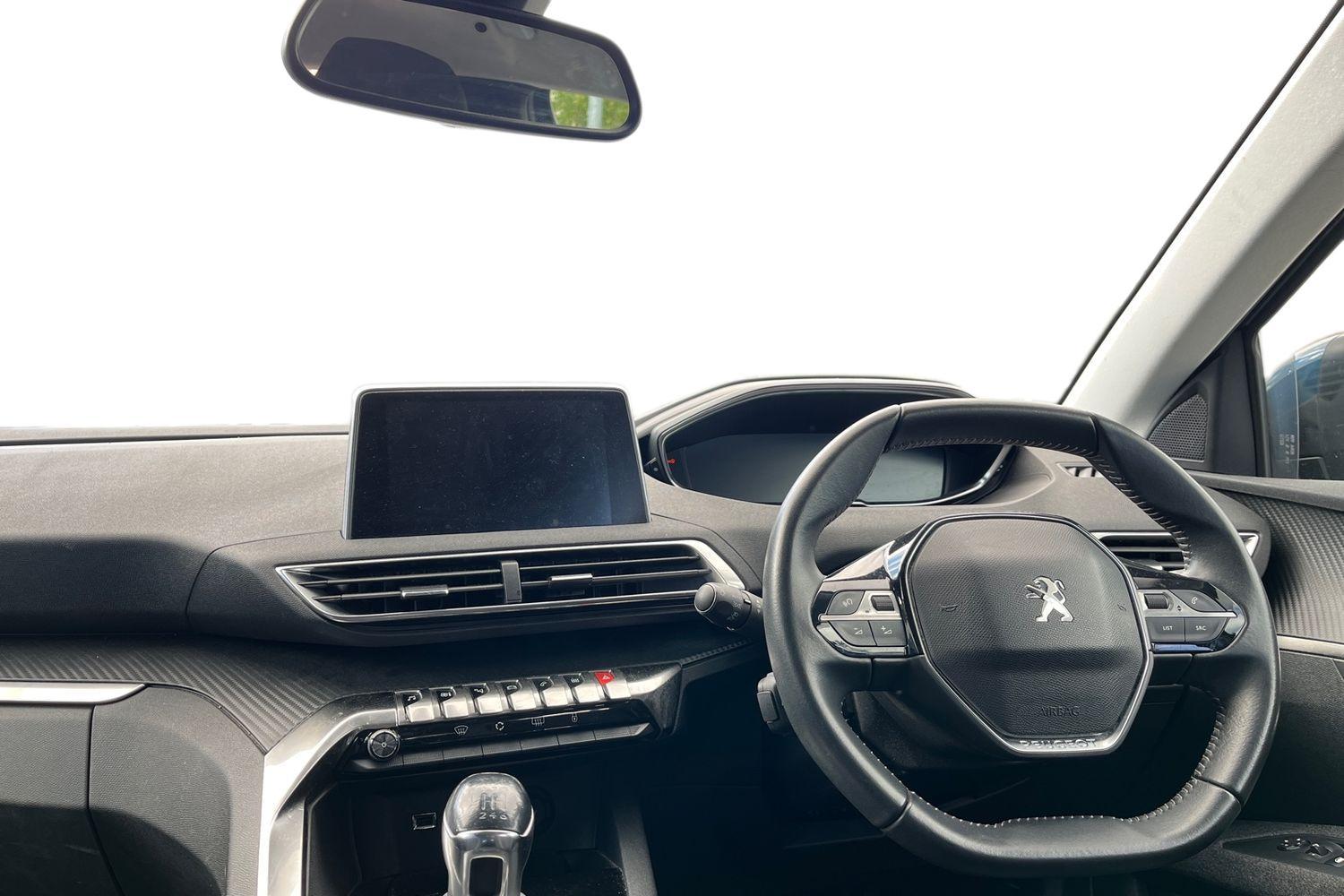 Peugeot 5008 Photo 9