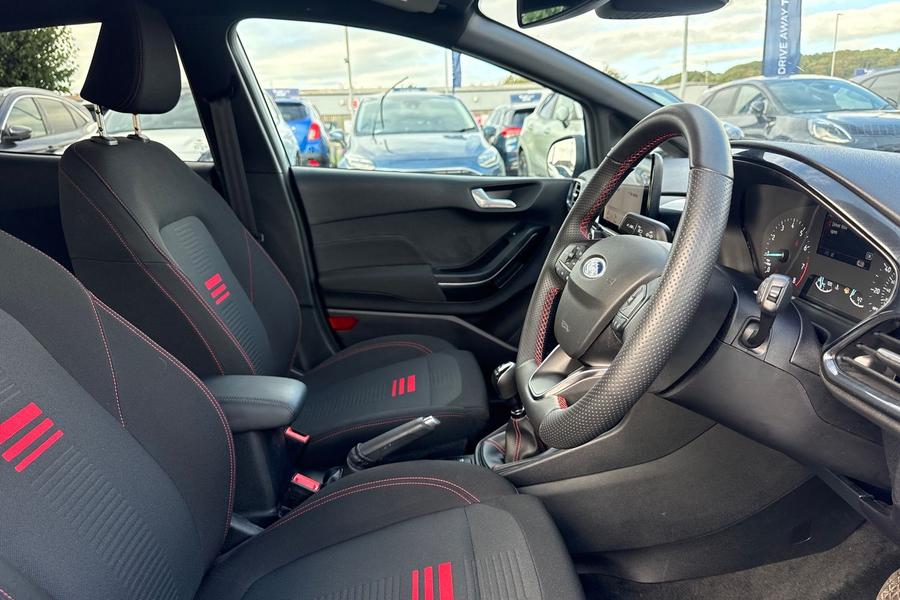 Ford FIESTA Photo autoimg-a0d1102a0854e967e9e27901e838d15eadd4b053.jpg