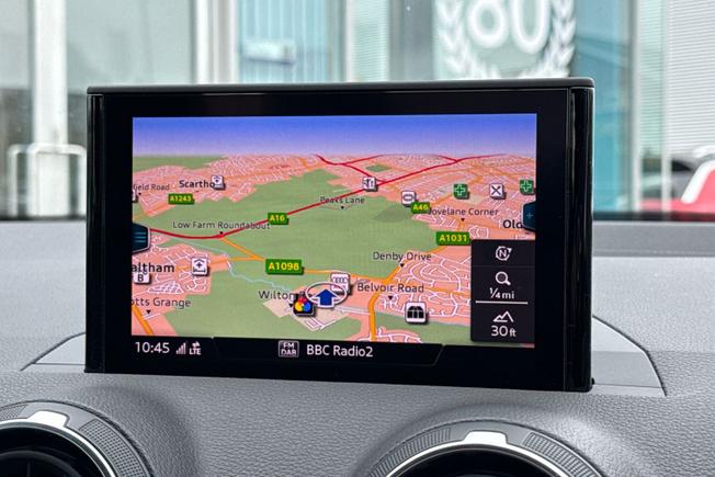 AUDI Q2 Photo 14