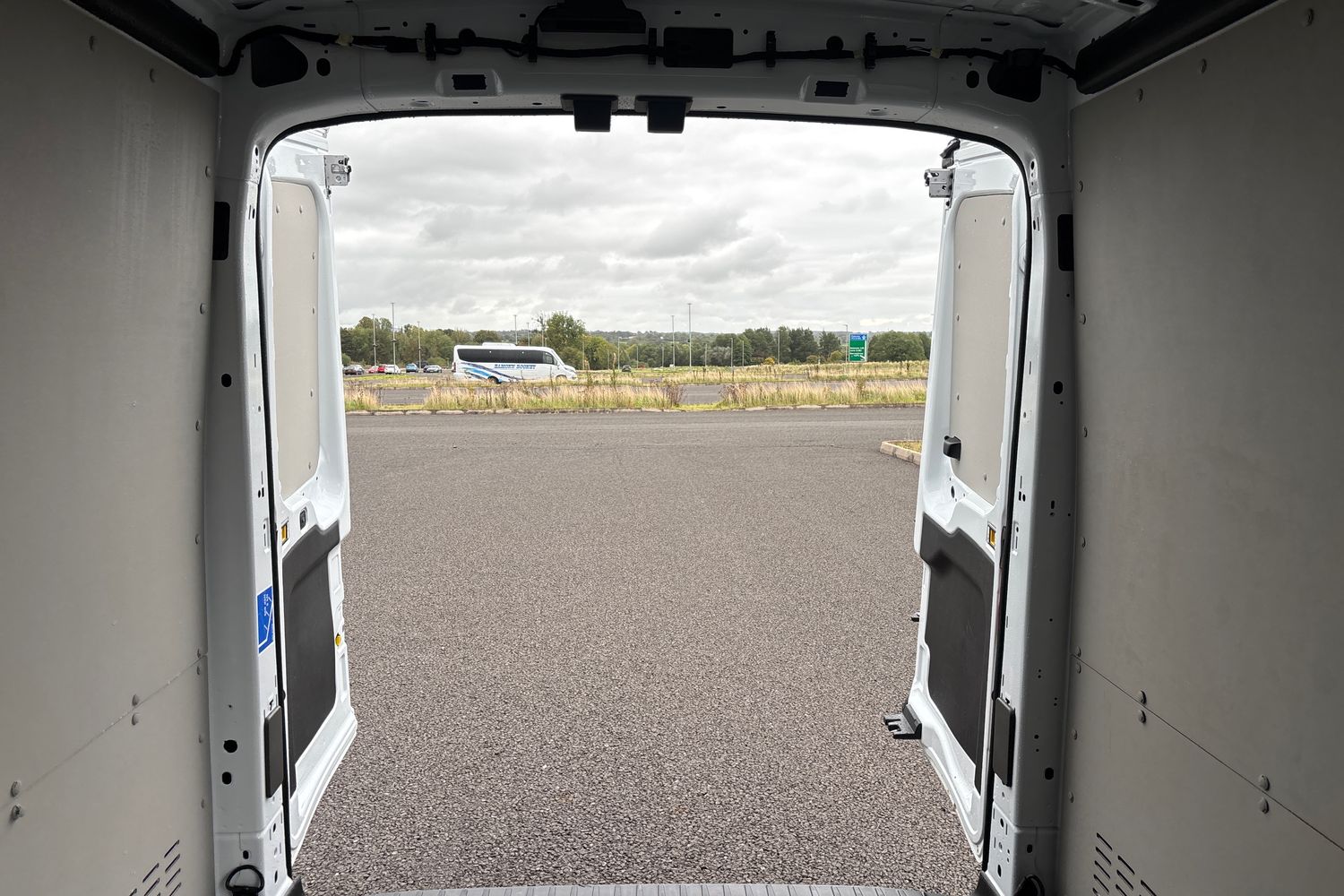 Ford TRANSIT Photo 26