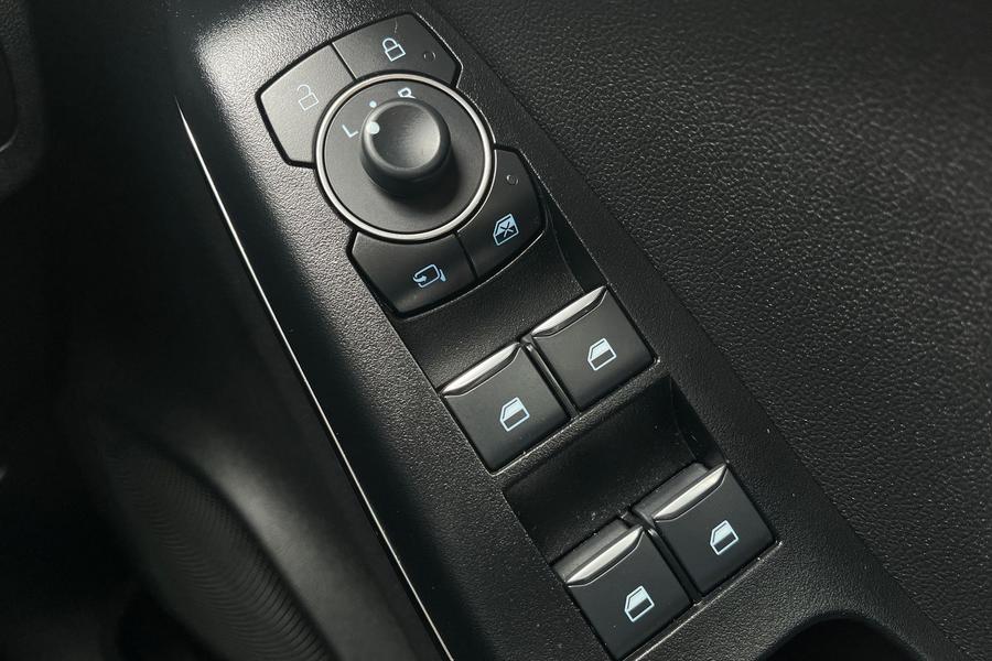 Ford PUMA Photo autoimg-a0d78b17a031e7401498d71428d6db9e9c8de306.jpg