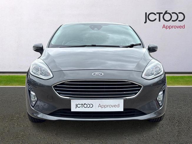 FORD Fiesta Photo 8