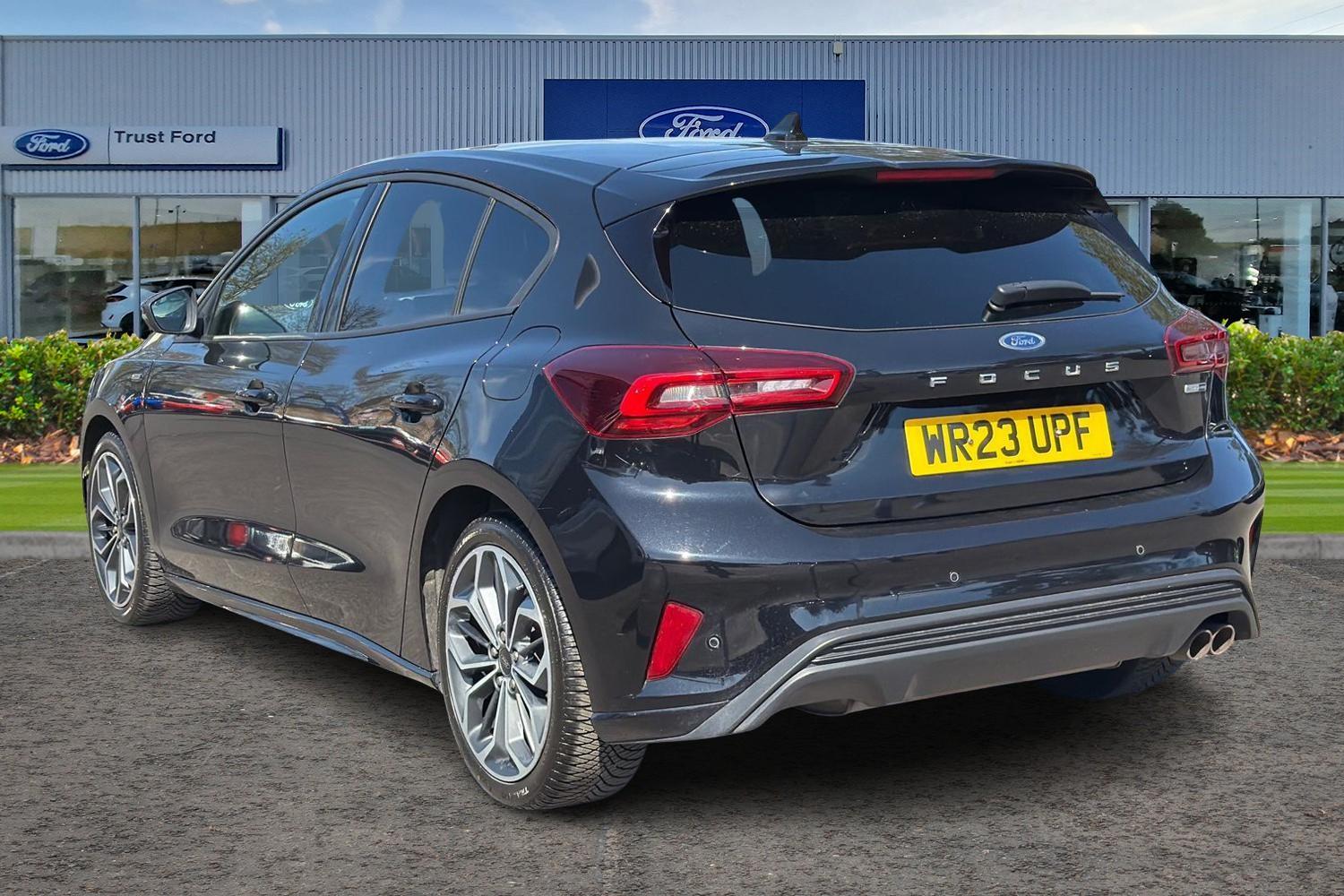 Ford FOCUS Photo 1